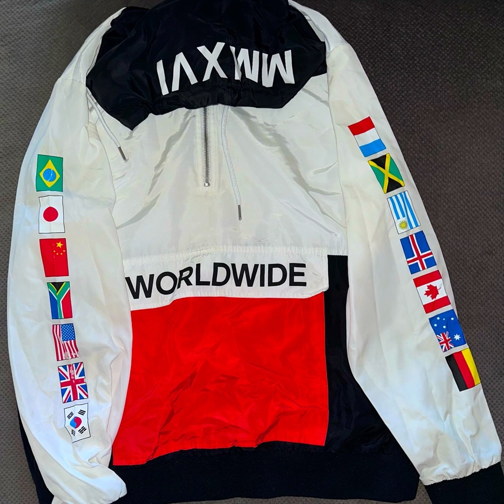 Windbreaker hoodie